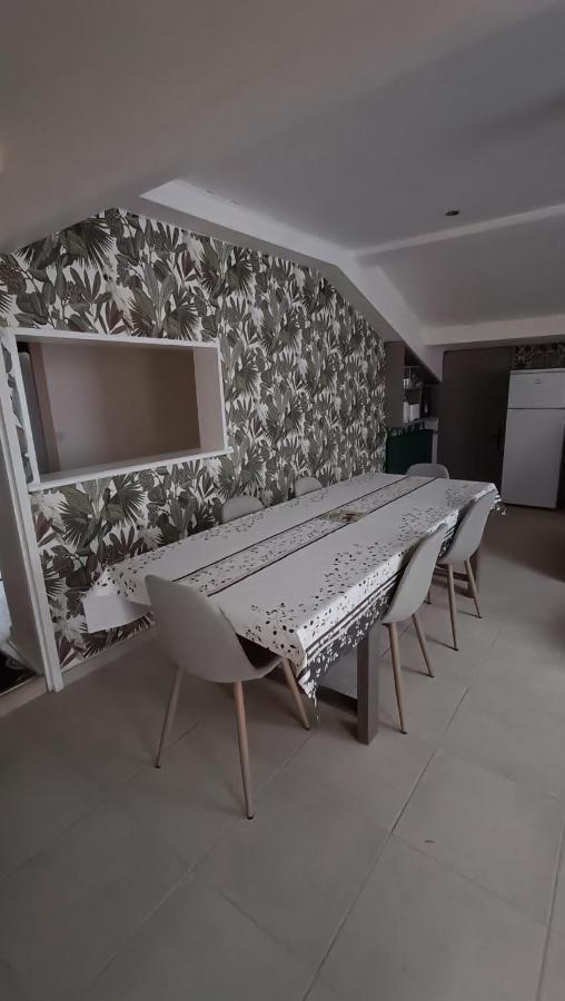 Maison T4 A 6 Minutes A Pieds De Sarlat Zewnętrze zdjęcie